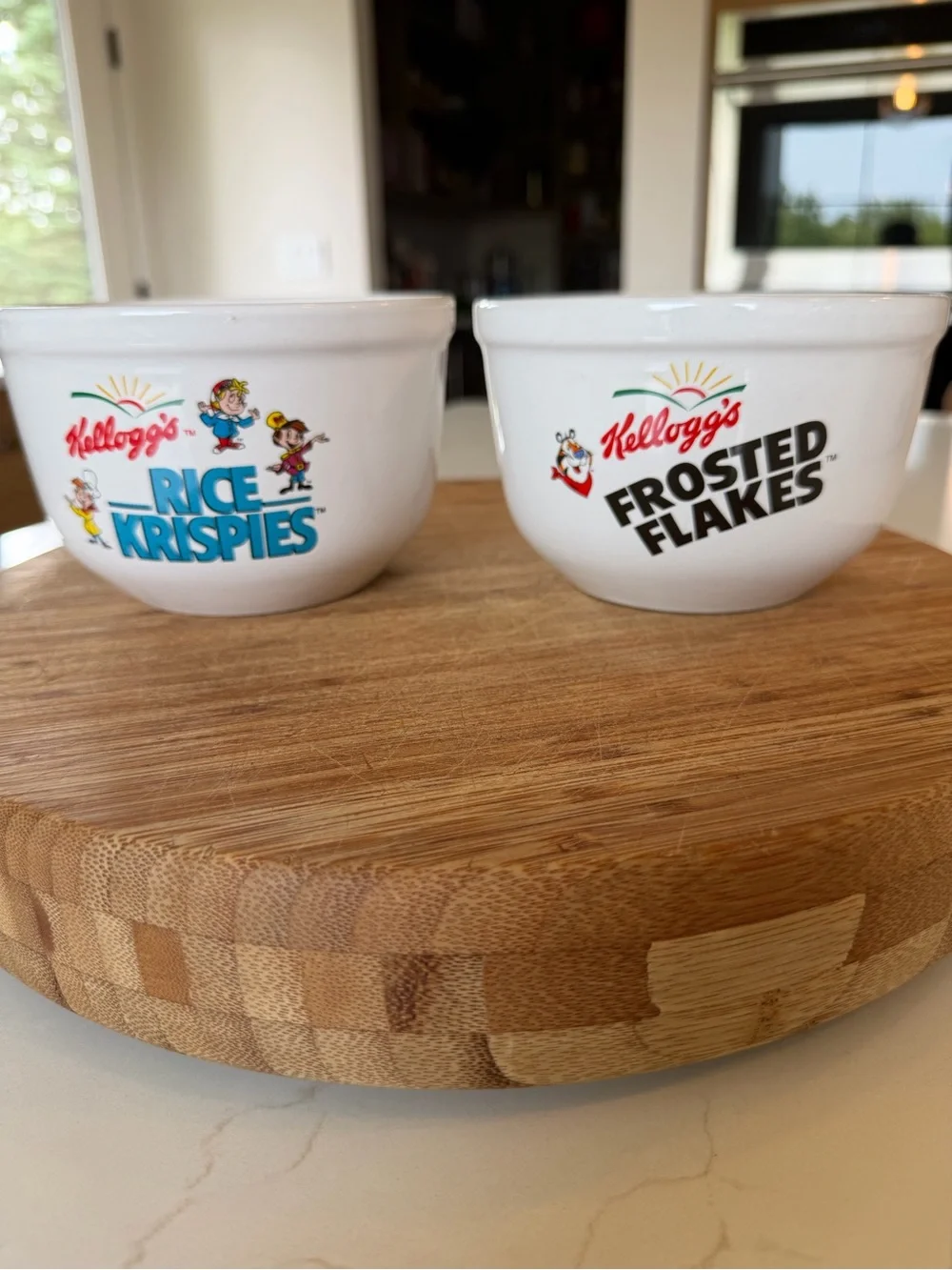 Vintage Kellogg's Ceramic Rice Krispies & Frosted Flakes Cereal Bowls (Set of 2)